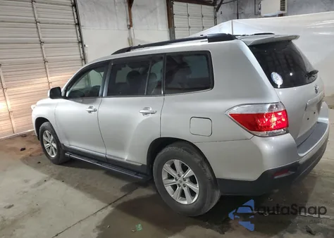 2012 Toyota Highlander Base из США, поврежденный, VIN 5TDBK3EH6CS114475